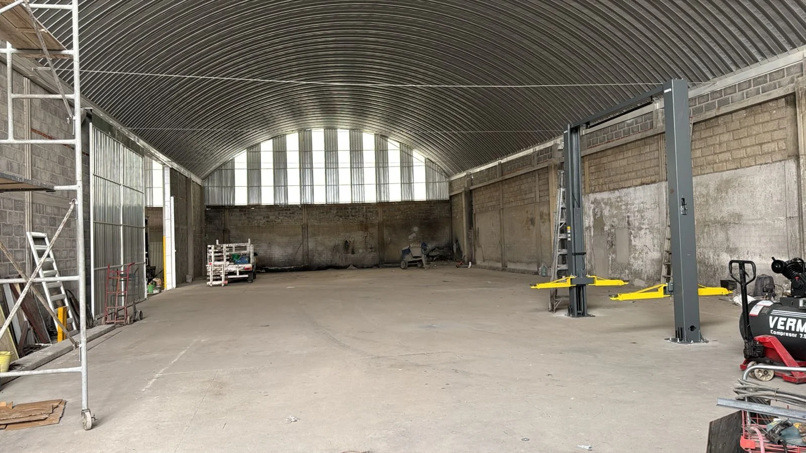 La misma nave antes de equiparse